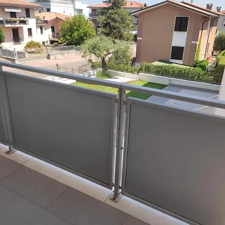 Apartment Bilocale Di Garda *
